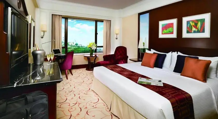 ROYAL MACAU