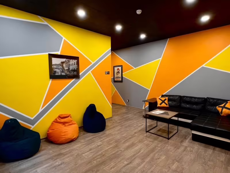 PROLOFT HOTEL & HOSTEL