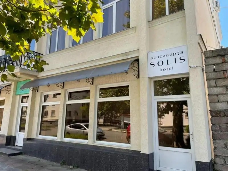 SOLIS