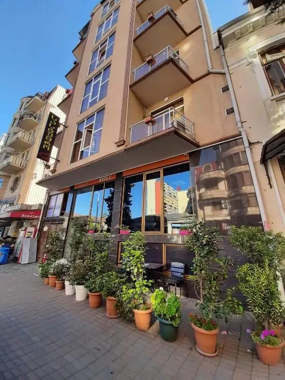 ELIO INN