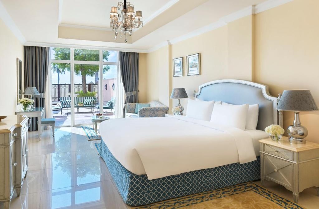 KEMPINSKI HOTEL & RESIDENCES PALM JUMEIRAH