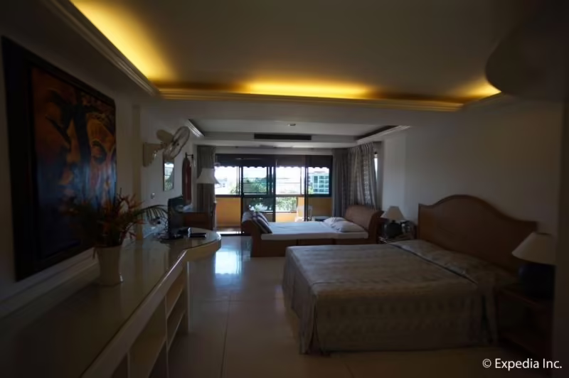 BOUGAINVILLEA TERRACE HOUSE