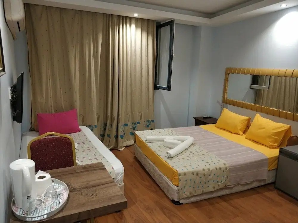 NEST (EX. SEN HOTEL)