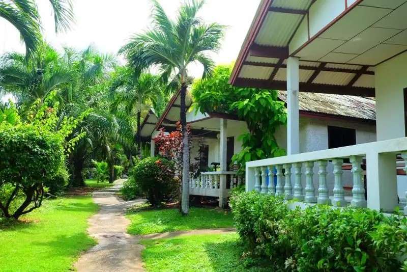 BAY BEACH RESORT (EX. CHOENG MON BEACH HOTEL & SPA)