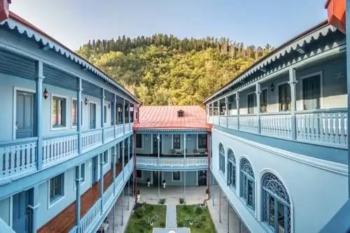 GOLDEN TULIP BORJOMI