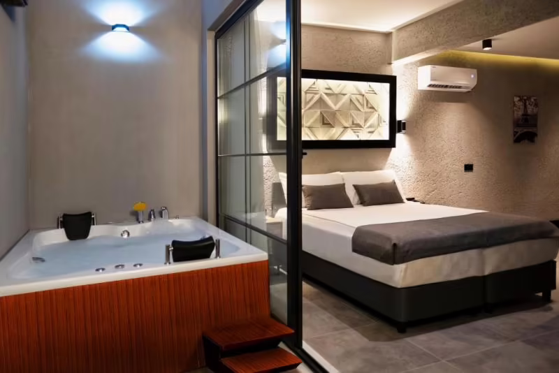 MIELO LARA HOTEL