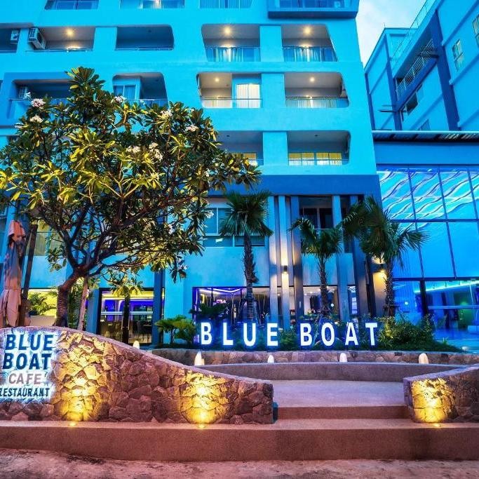 BLUE BOAT DESIGN HOTEL