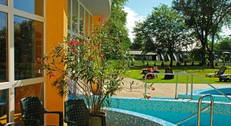 HUNGUEST HOTEL APOLLO (EX. APOLLO THERMAL HOTEL APART)