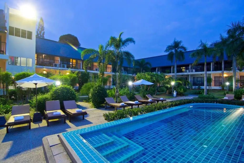 SUNSHINE GARDEN RESORT
