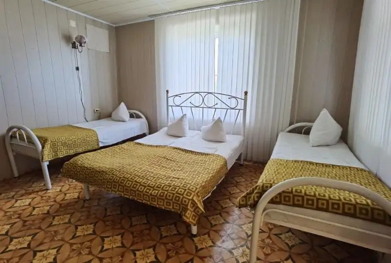 COME INN НА КЛЕНОВОЙ