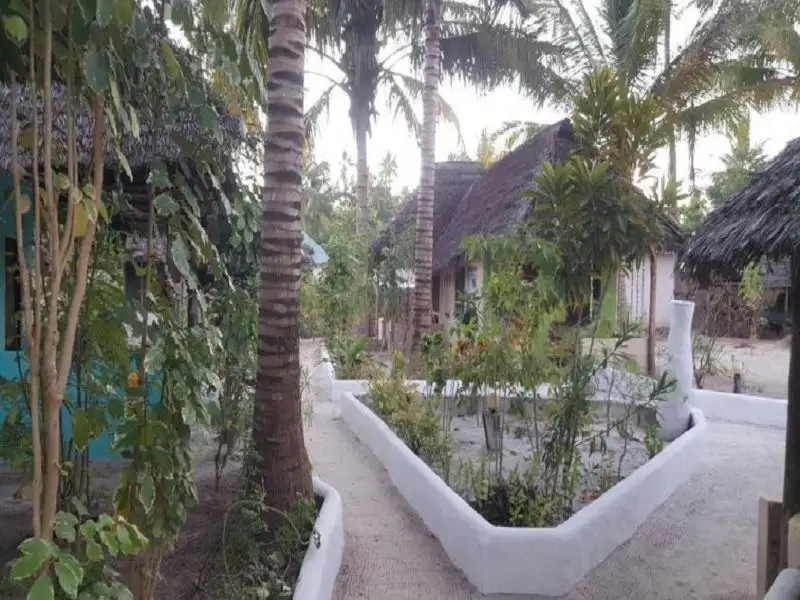 MNYASA BUNGALOWS