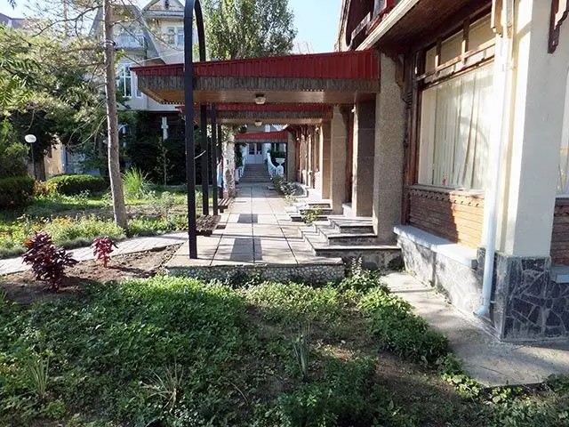 УДАРНИК