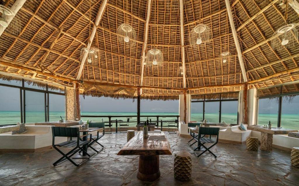 CORAL ROCK HOTEL