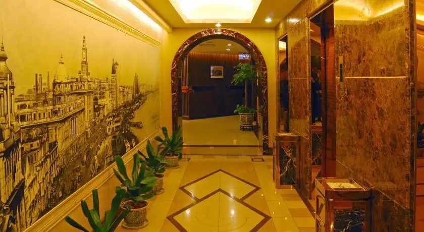 METROPOLE