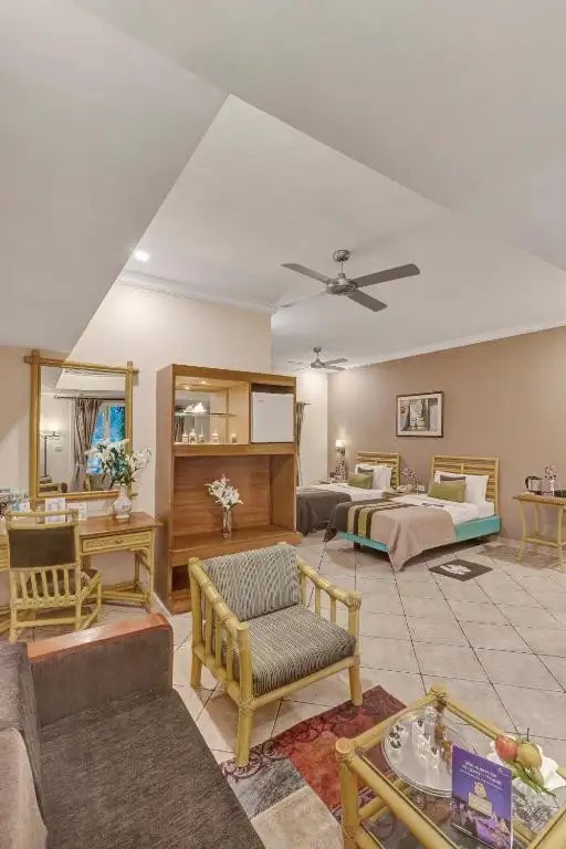 CLUB MAHINDRA EMERALD PALMS (EX. THE RETREAT BY ZURI)