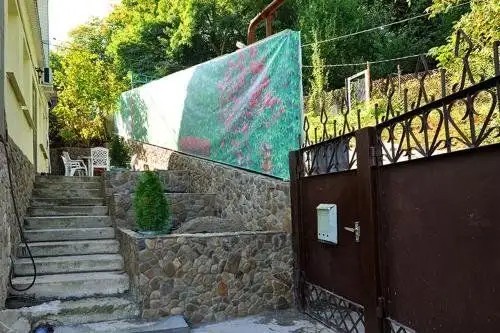 ГОСТЕВЫЕ ДОМИКИ