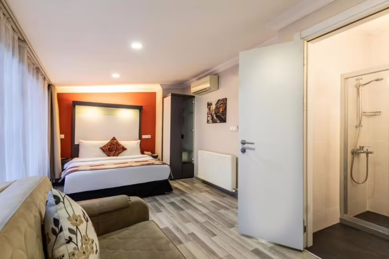 THE LEGEND PLATINE SUITE BOUTIQUE