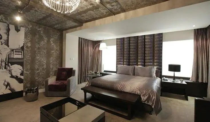 HOTEL G