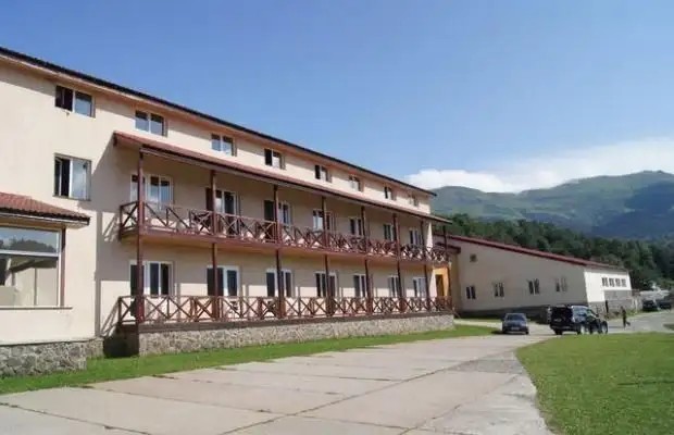 TRIALETI PLACE