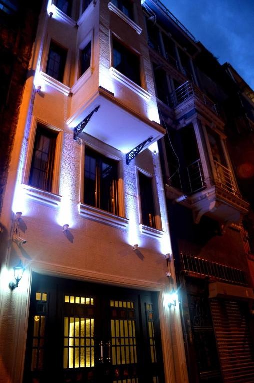 A PLUS RESIDENCE