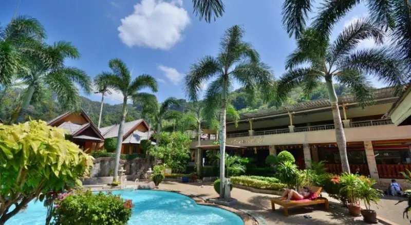DIAMOND CAVE RESORT & SPA