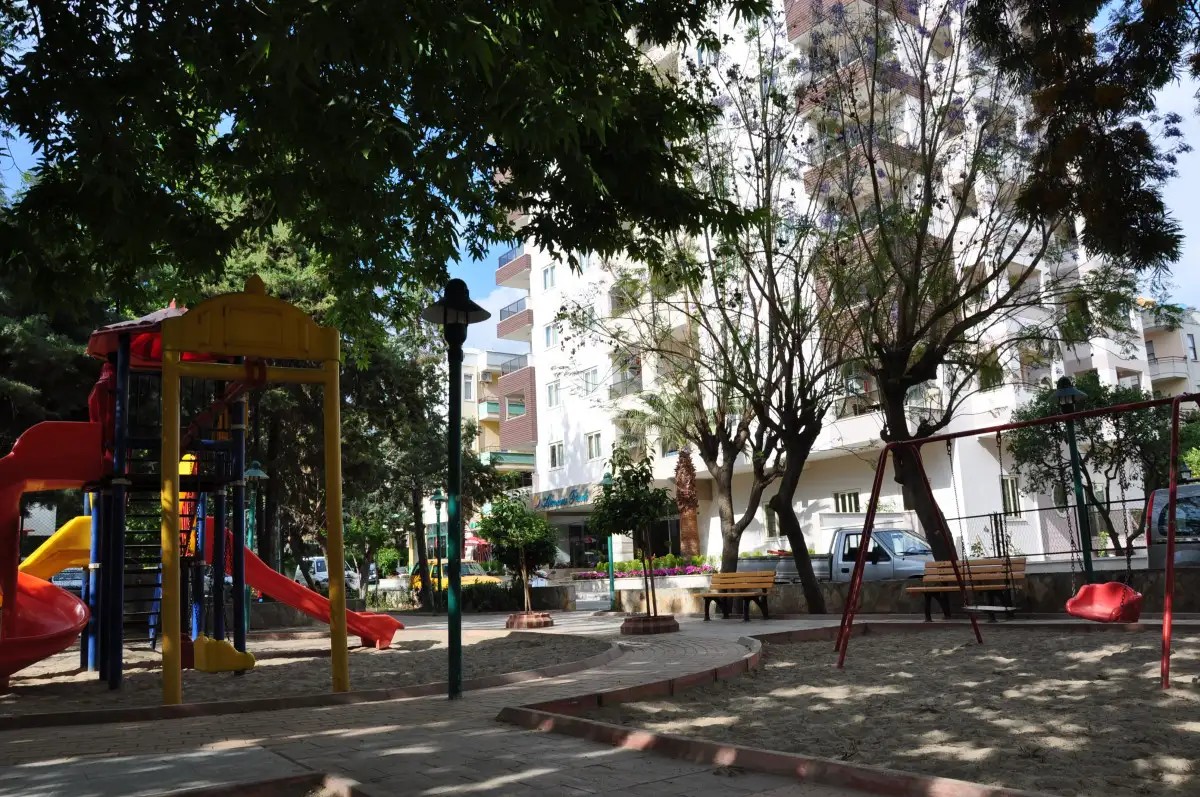 ALMERA PARK APARTMENT