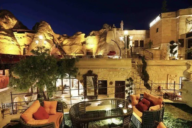 LETSTAY HOTEL