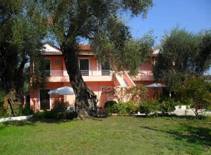 MARILENA APARTMENTS & STUDIOS