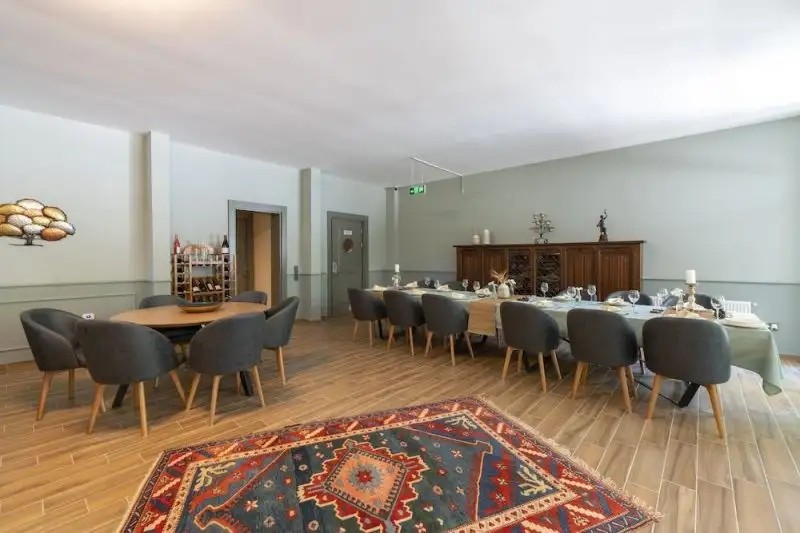 SUNOLUS VINEYARD HOUSE