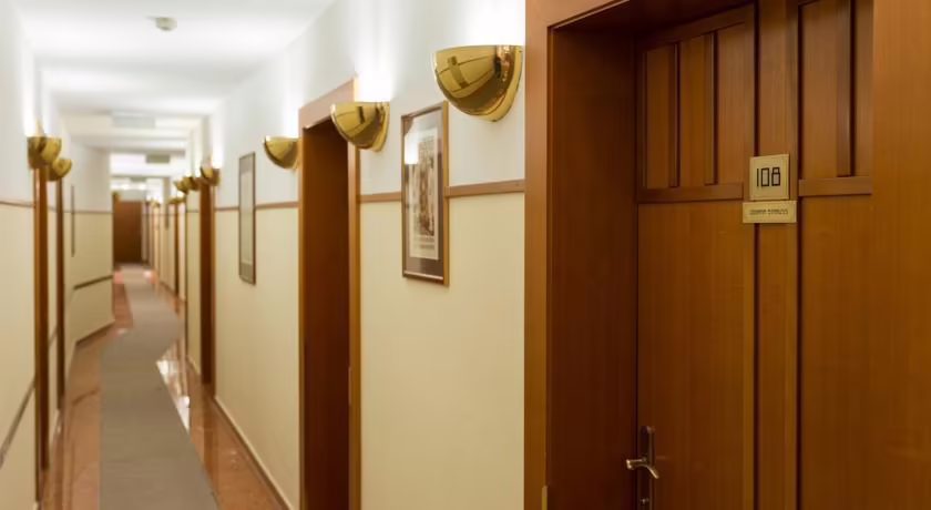 GOLDENES THEATERHOTEL