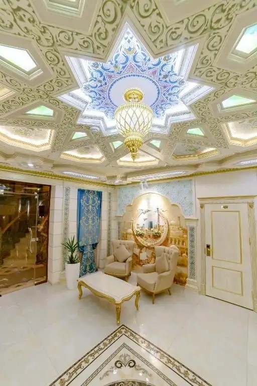 ZARAFSHON BOUTIQUE