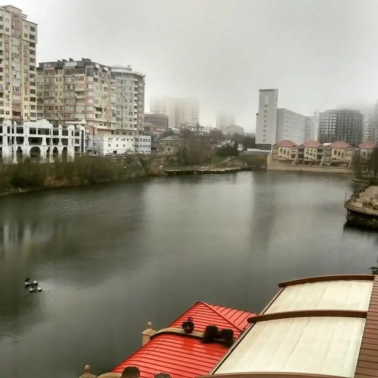 THE LAKE PALACE BAKU