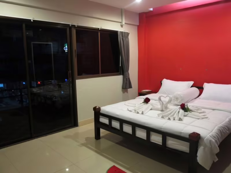 JELLYBEAN KRABI INN