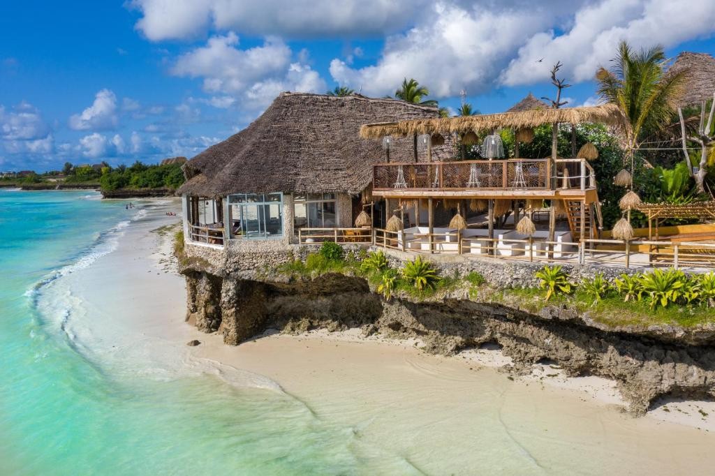 CORAL ROCK HOTEL