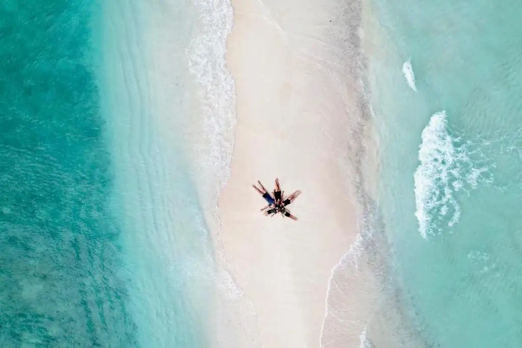 STINGRAY BEACH INN