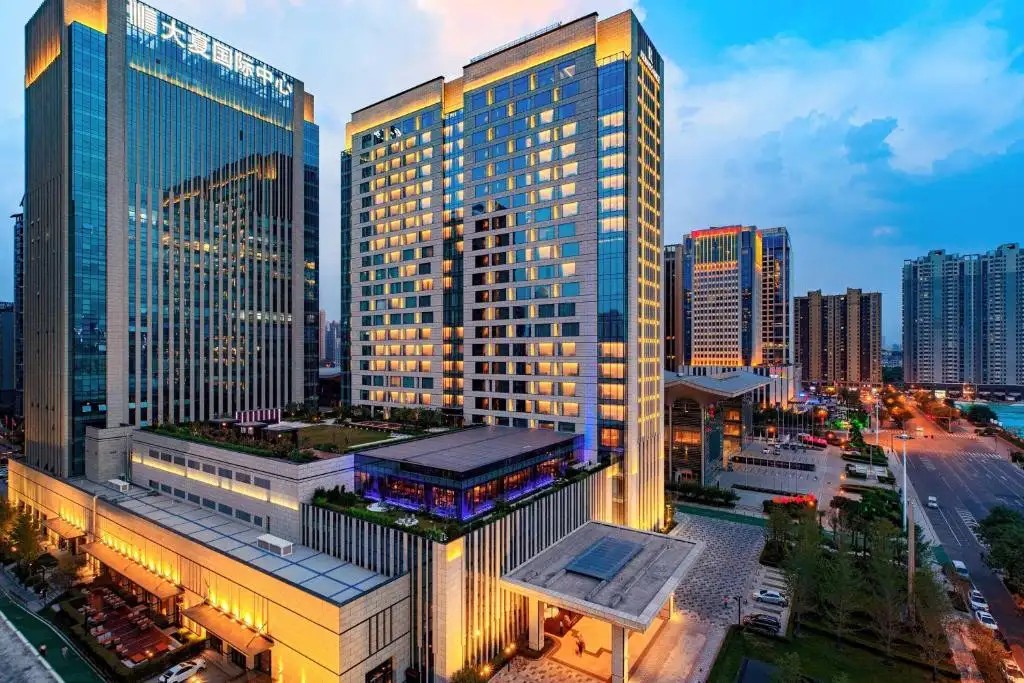 RENAISSANCE XI AN HOTEL