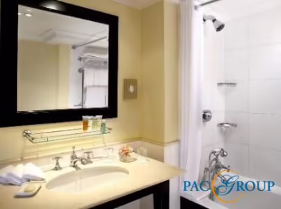 LE MERIDIEN PICCADILLY