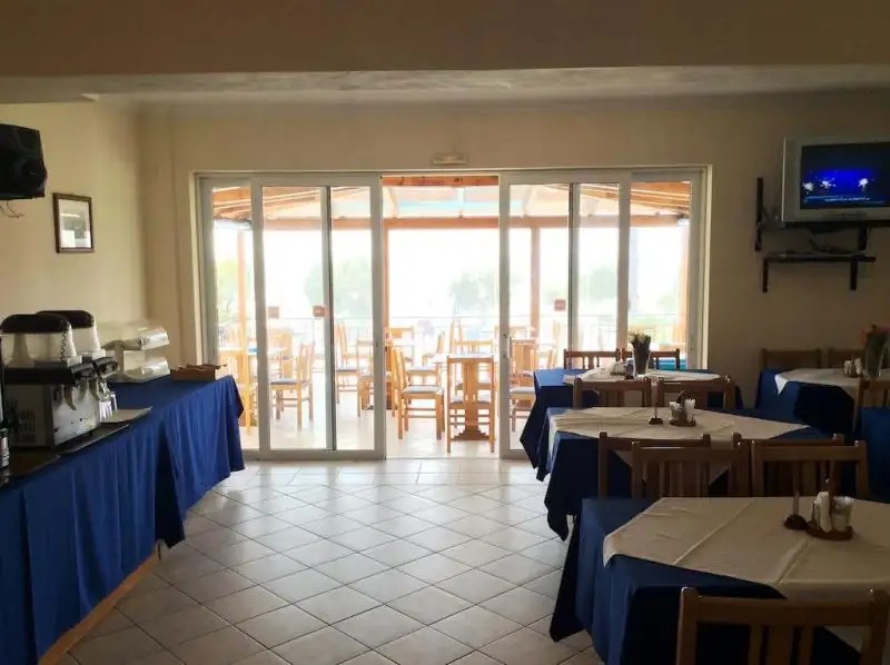 ANDREOLAS BEACH HOTEL