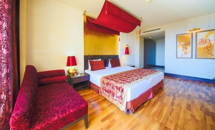 resort suite