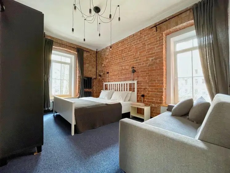 BOOKCASE HOTEL&HOSTEL (БЫВШ. LAIKA HOTEL & HOSTEL)
