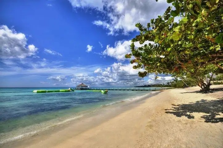 MIRANDA BAYAHIBE (EX. CADAQUES)