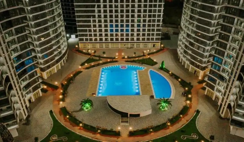 WHITE SAILS RESIDENTIAL