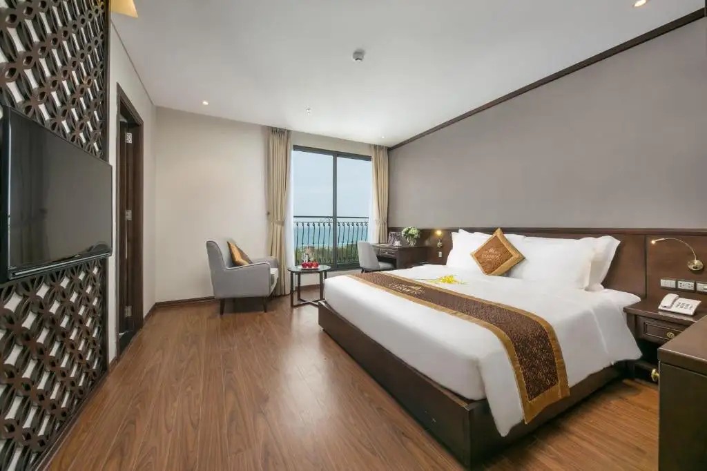COSMOS HOTEL DANANG