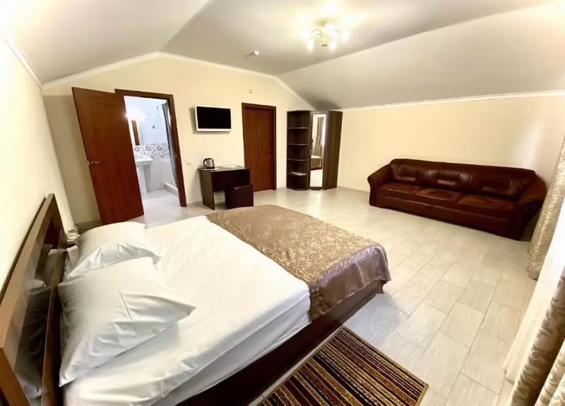 УЮТ САРАТОВ