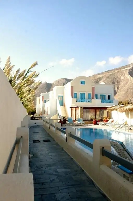BLUE DIAMOND BAY