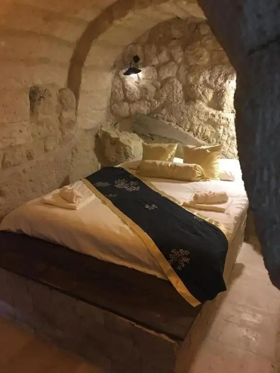 STONE AGE CAVE HOTEL