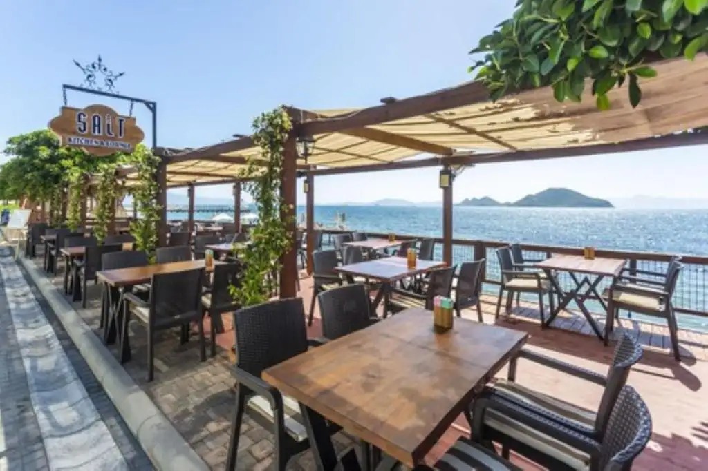 MAXSEA BEACH HOTEL (EX. MOONLIGHT)