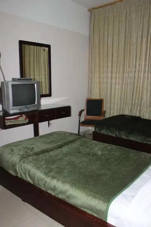 AL SALEH HOTEL