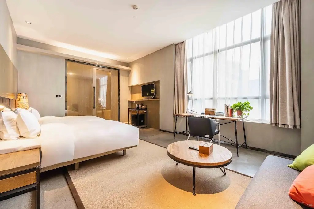 TIME TUNNEL DESIGNER HOTEL XI AN