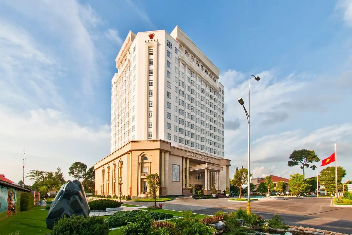 TAN SON NHAT SAIGON